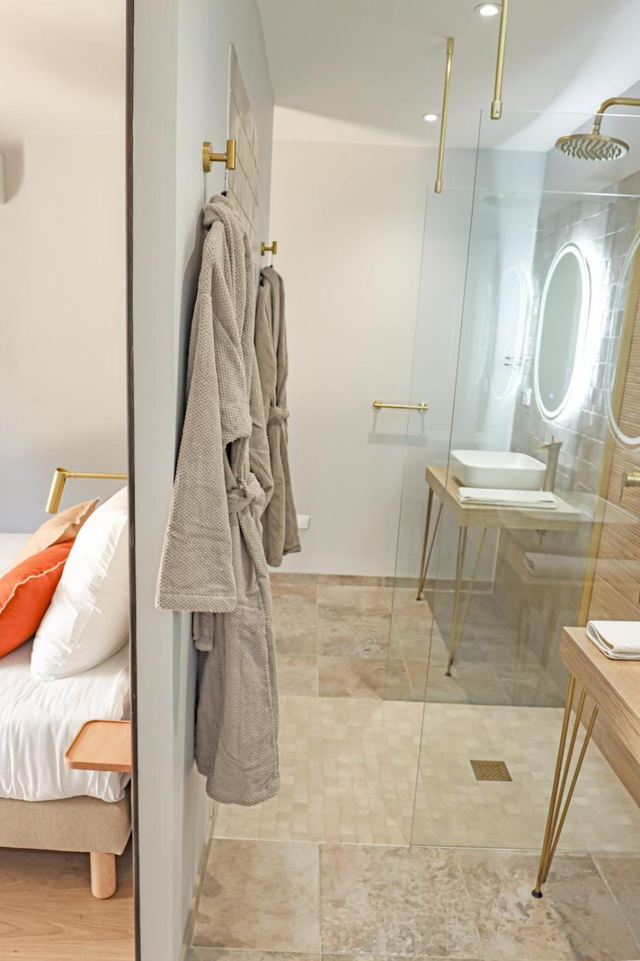 Les Gites De Laure - L'Eden Romantique, Chambres Hotes, Spa Prive, Couloir De Nage, Adults Only Malves-en-Minervois Luaran gambar