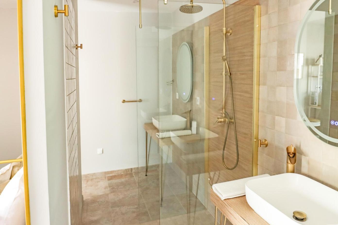 Les Gites De Laure - L'Eden Romantique, Chambres Hotes, Spa Prive, Couloir De Nage, Adults Only Malves-en-Minervois Luaran gambar
